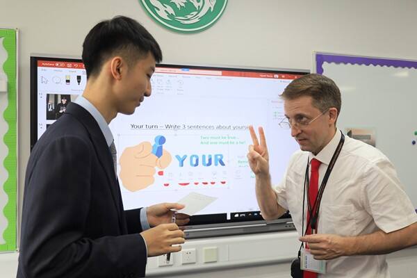 First Day of School,Hiba Academy Hangzhou