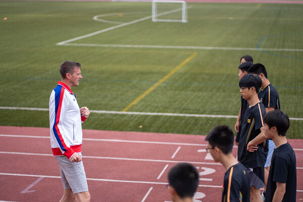 A Visit From Martin Brockman, A Bronze Medal Decathlete,Hiba Academy Hangzhou