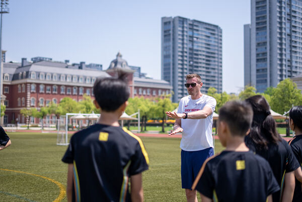 A Visit From Martin Brockman, A Bronze Medal Decathlete,Hiba Academy Hangzhou