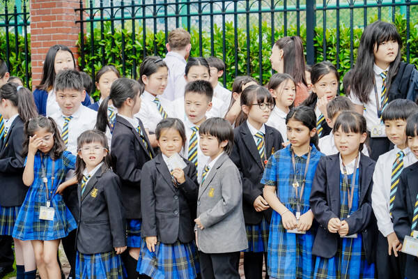 WCCH Sixth Form Graduation Ceremony,Hiba Academy Hangzhou