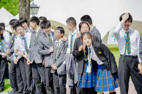 WCCH Sixth Form Graduation Ceremony,Hiba Academy Hangzhou