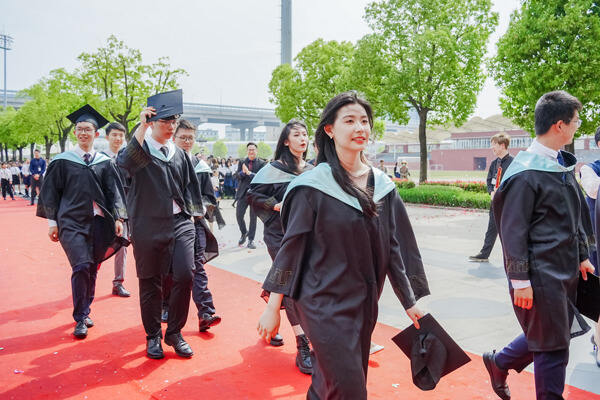 WCCH Sixth Form Graduation Ceremony,Hiba Academy Hangzhou
