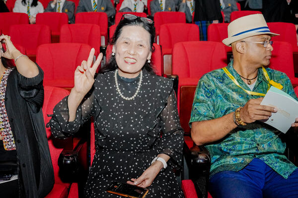 WCCH Sixth Form Graduation Ceremony,Hiba Academy Hangzhou