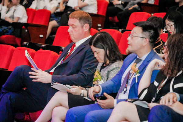 WCCH Sixth Form Graduation Ceremony,Hiba Academy Hangzhou