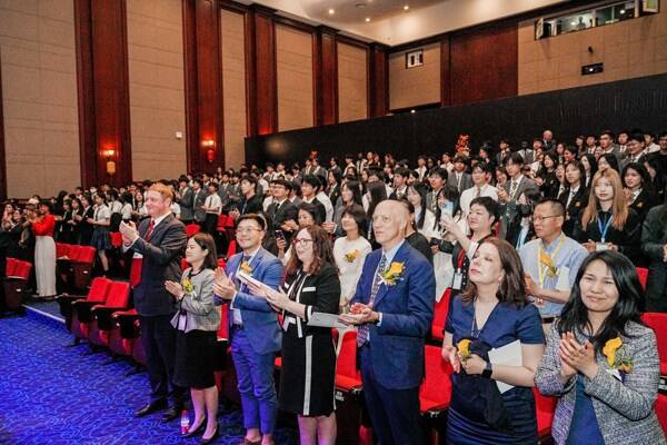 WCCH Sixth Form Graduation Ceremony,Hiba Academy Hangzhou