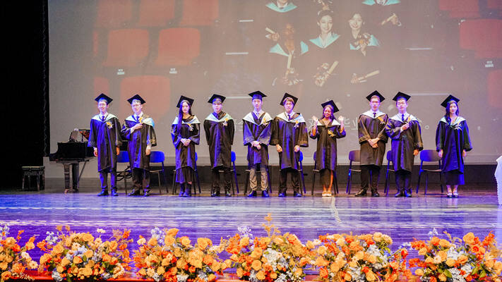WCCH Sixth Form Graduation Ceremony,Hiba Academy Hangzhou