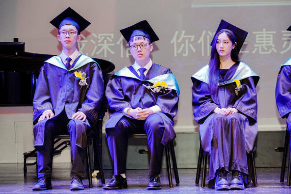 WCCH Sixth Form Graduation Ceremony,Hiba Academy Hangzhou