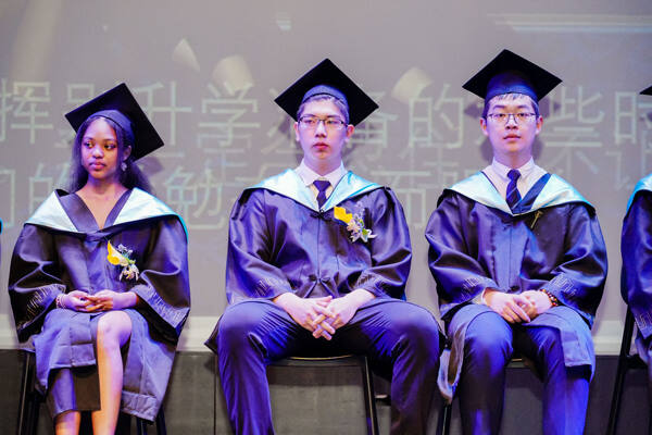 WCCH Sixth Form Graduation Ceremony,Hiba Academy Hangzhou
