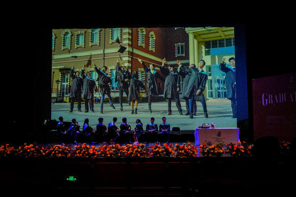 WCCH Sixth Form Graduation Ceremony,Hiba Academy Hangzhou