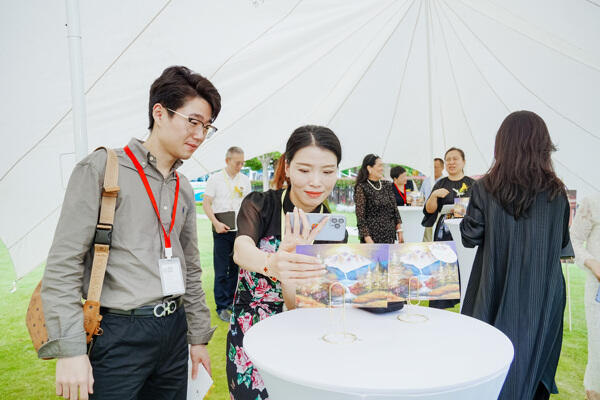 WCCH Sixth Form Graduation Ceremony,Hiba Academy Hangzhou