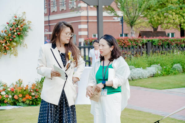 WCCH Sixth Form Graduation Ceremony,Hiba Academy Hangzhou