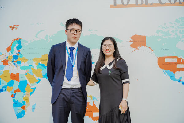 WCCH Sixth Form Graduation Ceremony,Hiba Academy Hangzhou