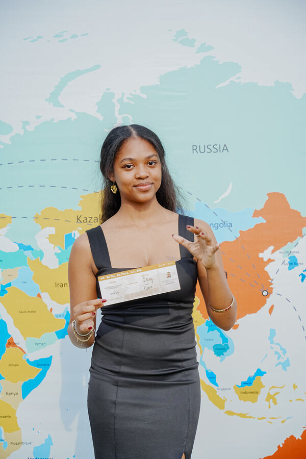 WCCH Sixth Form Graduation Ceremony,Hiba Academy Hangzhou