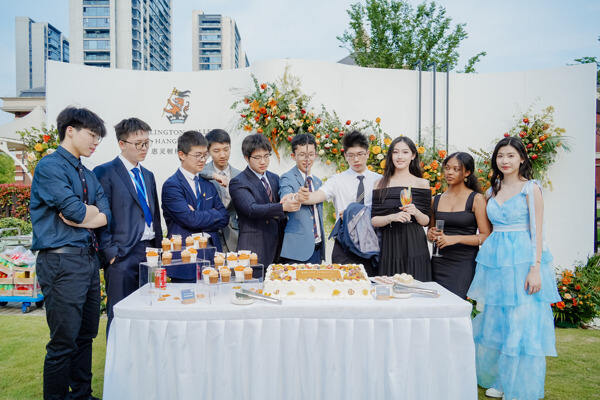 WCCH Sixth Form Graduation Ceremony,Hiba Academy Hangzhou
