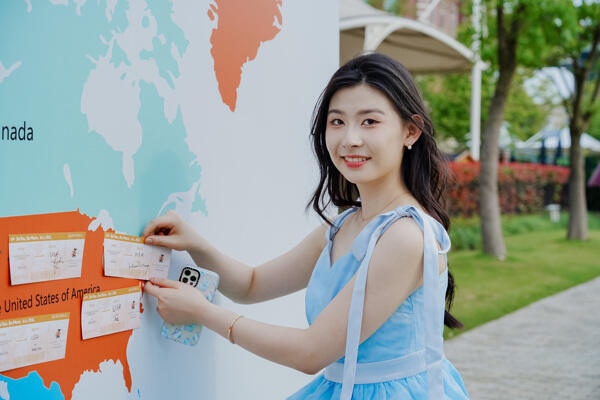 WCCH Sixth Form Graduation Ceremony,Hiba Academy Hangzhou