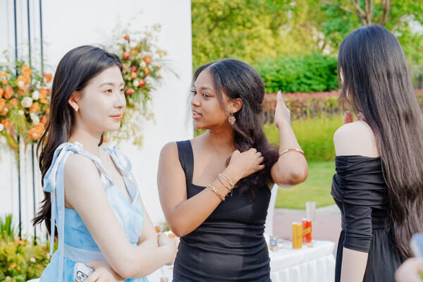 WCCH Sixth Form Graduation Ceremony,Hiba Academy Hangzhou