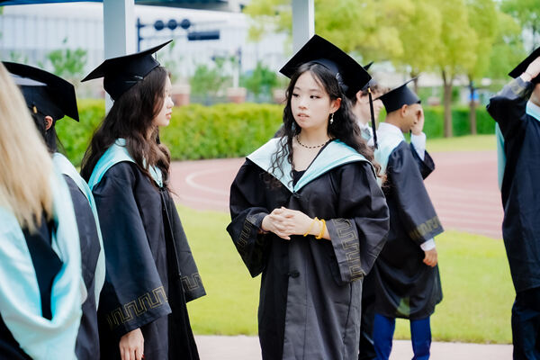 2025 Sixth Form Graduation Ceremony,Hiba Academy Hangzhou