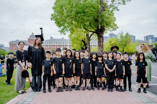 2025 Sixth Form Graduation Ceremony,Hiba Academy Hangzhou