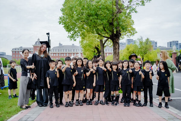 2025 Sixth Form Graduation Ceremony,Hiba Academy Hangzhou