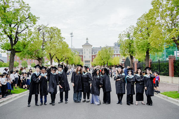 2025 Sixth Form Graduation Ceremony,Hiba Academy Hangzhou