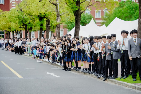 2025 Sixth Form Graduation Ceremony,Hiba Academy Hangzhou