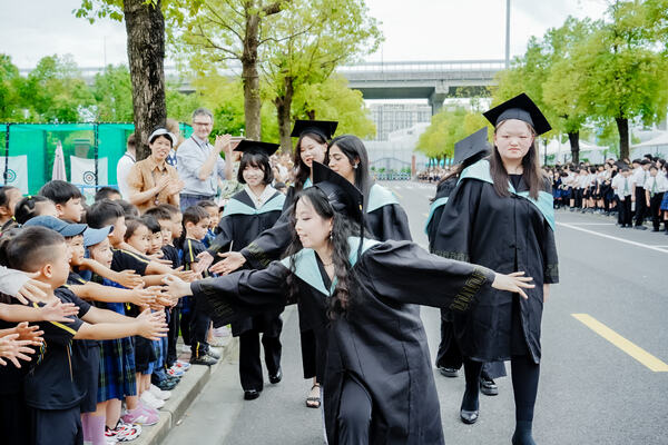 2025 Sixth Form Graduation Ceremony,Hiba Academy Hangzhou