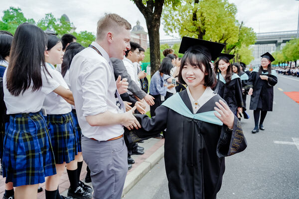 2025 Sixth Form Graduation Ceremony,Hiba Academy Hangzhou