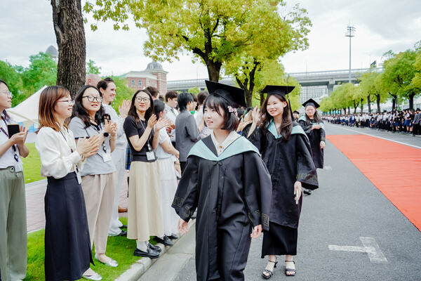 2025 Sixth Form Graduation Ceremony,Hiba Academy Hangzhou