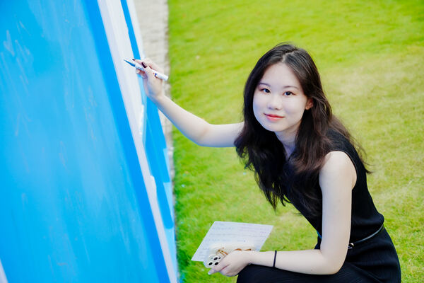 2025 Sixth Form Graduation Ceremony,Hiba Academy Hangzhou