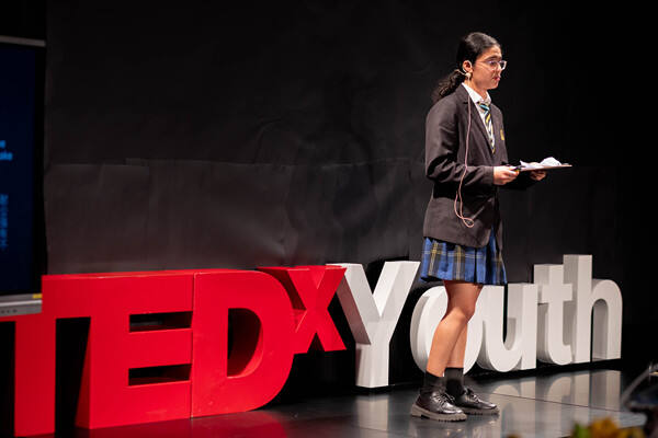 TEDx Youth｜正义的世界，因你我而真实存在,杭州市萧山区惠立学校