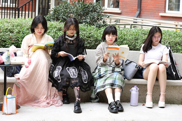 杭州惠立学校书中人物扮装日,杭州市萧山区惠立学校