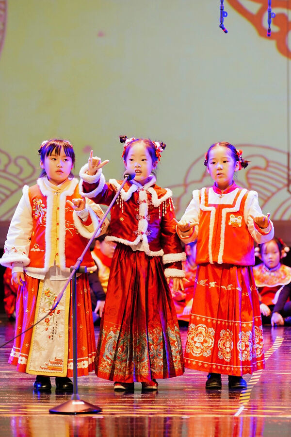蛇年新春庆祝盛典,杭州市萧山区惠立学校