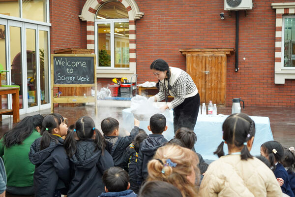 Science Week,Hiba Academy Hangzhou Nursery