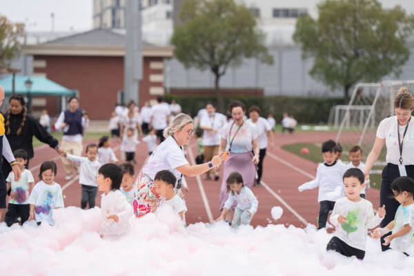Holi Festival,Hiba Academy Hangzhou Nursery