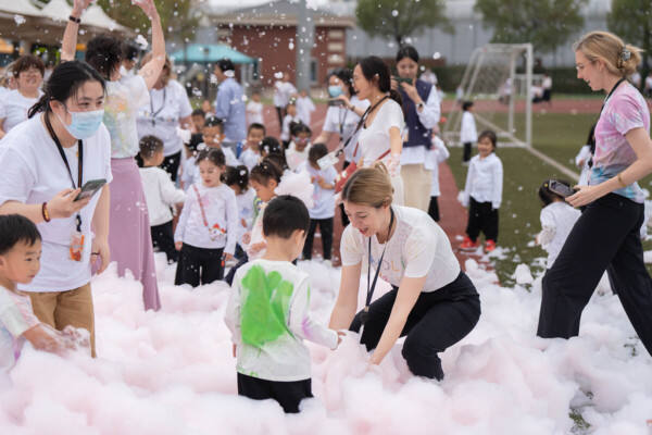 Holi Festival,Hiba Academy Hangzhou Nursery
