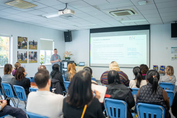 三位早教领域权威学者到访杭州惠立幼儿园 ,杭州市萧山区惠立幼儿园