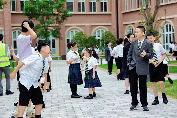 开学第一天,南通惠立学校