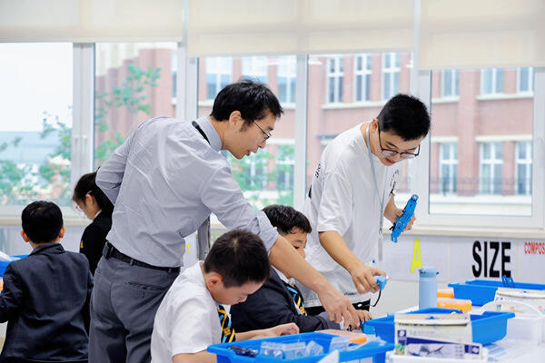  辅助课程教学活动,南通惠立学校