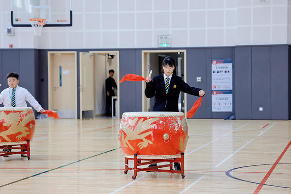 学生集会 - 国庆节庆祝,南通惠立学校