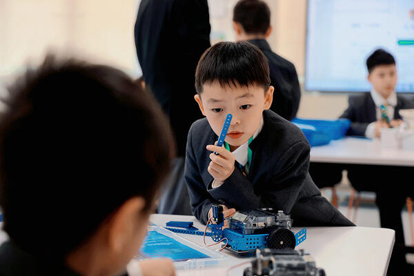 辅助课程教学活动,南通惠立学校