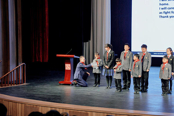 学生集会,南通惠立学校