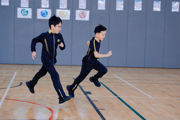 Grade 2&Grade 3 - 体育课,南通惠立学校