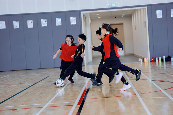 Grade 2&Grade 3 - 体育课,南通惠立学校