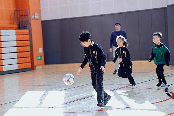 Grade 2&Grade 3 - 体育课,南通惠立学校