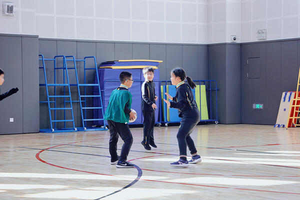 Grade 2&Grade 3 - 体育课,南通惠立学校