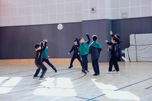 Grade 2&Grade 3 - 体育课,南通惠立学校