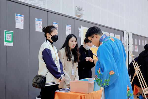 新春游园会,南通惠立学校