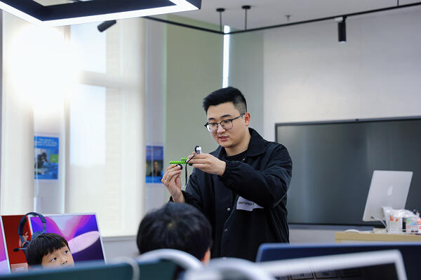 辅助课程教学活动,南通惠立学校