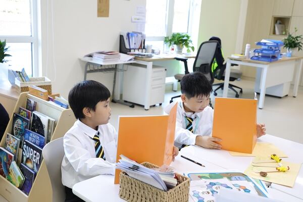 Grade 2 - 主题课,南通惠立学校