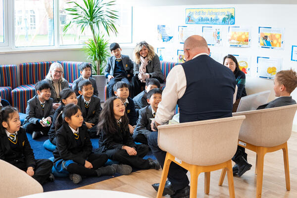 Mystery Reader,Hiba Academy Nantong